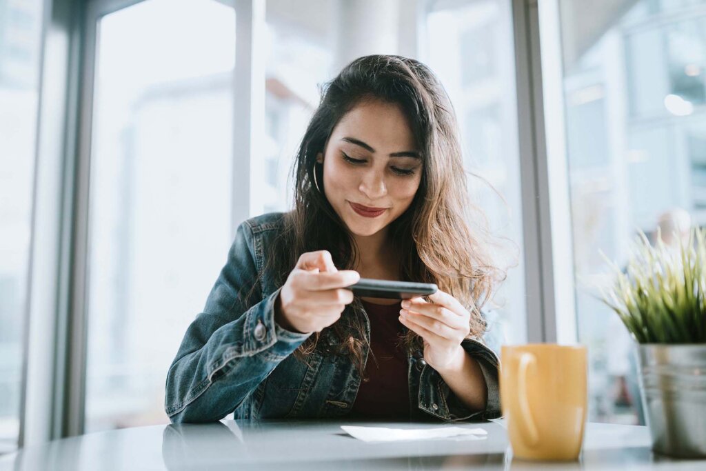 Young woman mobile deposit