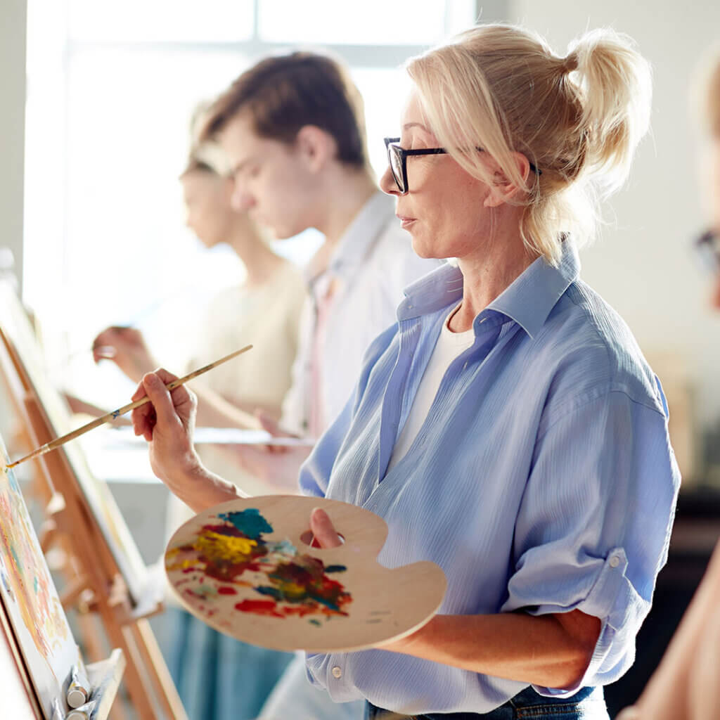 Woman in a painting class